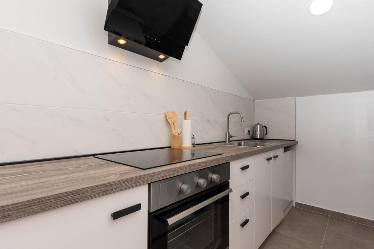 Apartment Eros Šišan Dış mekan fotoğraf